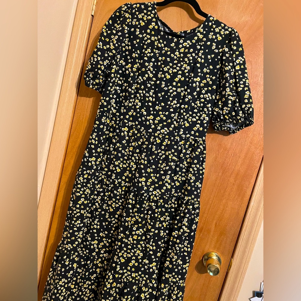 Who What Wear Floral Maxi Dress w/ Pockets!